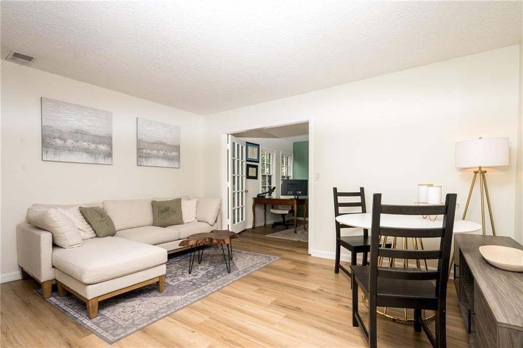 1 bedroom, 1 bathroom, 812 sq ft condominium for rent at 127 Lablanc Way, Atlanta, GA 30327 for $1,800 a month — photo 3