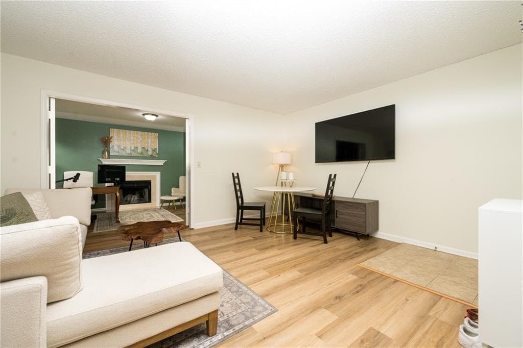 1 bedroom, 1 bathroom, 812 sq ft condominium for rent at 127 Lablanc Way, Atlanta, GA 30327 for $1,800 a month — photo 6