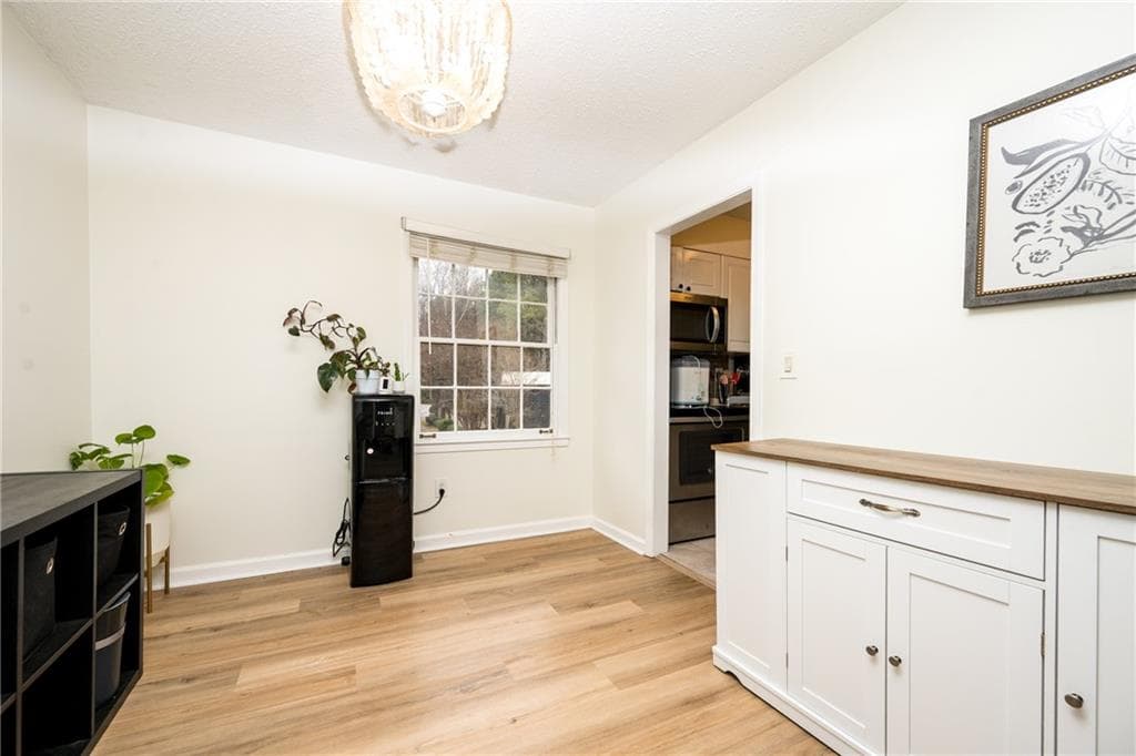 1 bedroom, 1 bathroom, 812 sq ft condominium for rent at 127 Lablanc Way, Atlanta, GA 30327 for $1,800 a month — photo 8