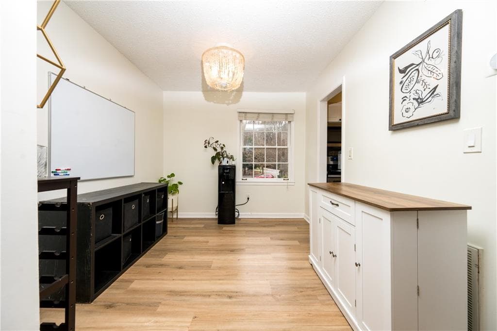 1 bedroom, 1 bathroom, 812 sq ft condominium for rent at 127 Lablanc Way, Atlanta, GA 30327 for $1,800 a month — photo 9