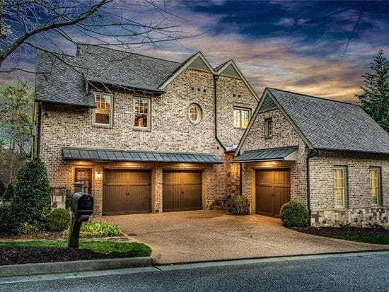 6 bedroom, 9 bathroom, 8,598 sq ft single family residence for sale at 542 Hillside Drive, Atlanta, GA 30342 — photo 5