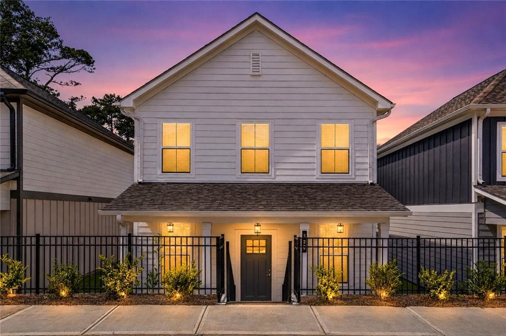 3 bedroom, 3 bathroom, 1,440 sq ft single family residence for sale at 320 Dempsey Drive, Fayetteville, GA 30214