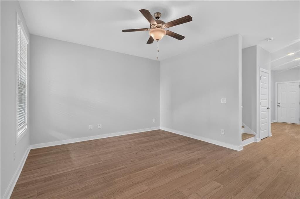 3 bedroom, 3 bathroom, 1,440 sq ft single family residence for sale at 320 Dempsey Drive, Fayetteville, GA 30214 — photo 10