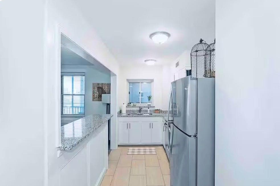 1 bedroom, 1 bathroom, 641 sq ft condominium for sale at 300 Peachtree Street 10O, Atlanta, GA 30308 — photo 10