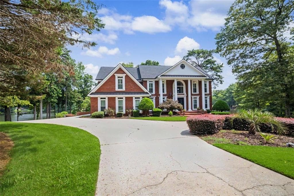 5 bedroom, 4 bathroom, 5,872 sq ft single family residence for sale at 15 Nick Price Nook, Sharpsburg, GA 30277 — photo 5