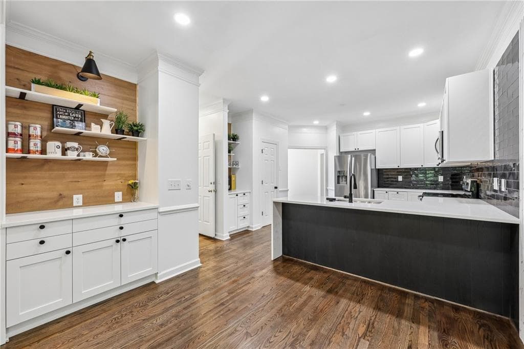 5 bedroom, 4 bathroom, 3,282 sq ft single family residence for sale at 2164 Cape Liberty Drive, Suwanee, GA 30024 — photo 8