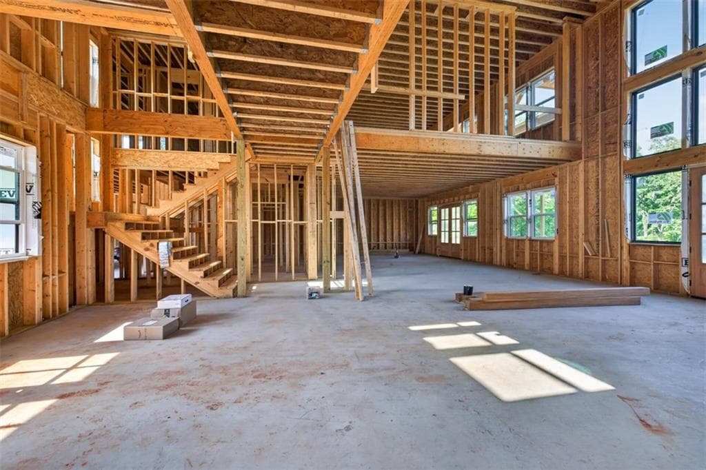 5 bedroom, 7 bathroom, 7,305 sq ft single family residence for sale at 20 Quiet Cove Way, Monticello, GA 31064 — photo 8