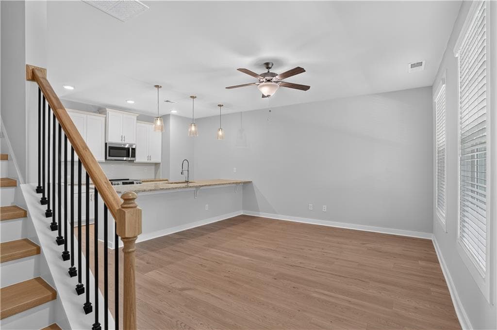 3 bedroom, 3 bathroom, 1,324 sq ft townhouse for sale at 235 Maddux Street LOT 20, Fayetteville, GA 30214 — photo 4