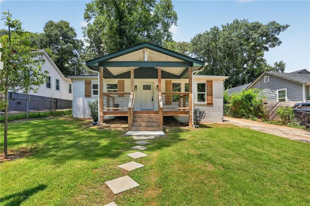 4 bedroom, 4 bathroom, 2,762 sq ft single family residence sold at 1285 Mcclure Avenue, Atlanta, GA 30314