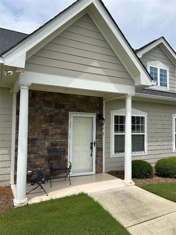 2 bedroom, 2 bathroom, 936 sq ft townhouse for sale at 1202 Village Boulevard, Rome, GA 30161