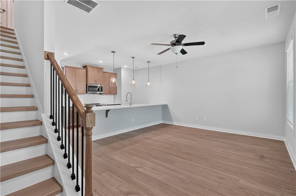 3 bedroom, 3 bathroom, 1,324 sq ft townhouse for sale at 210 Maddux Street LOT 12, Fayetteville, GA 30214 — photo 4