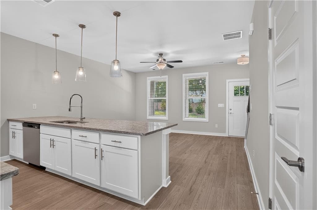 3 bedroom, 3 bathroom townhouse for sale at 255 Maddux Street LOT 18, Fayetteville, GA 30214 — photo 7