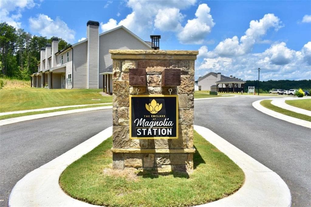 3 bedroom, 3 bathroom townhouse for sale at 6362 Pine Ridge, Lula, GA 30554 — photo 3