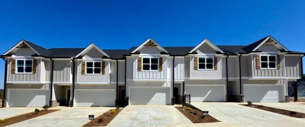 3 bedroom, 3 bathroom townhouse for sale at 6362 Pine Ridge, Lula, GA 30554 — photo 4