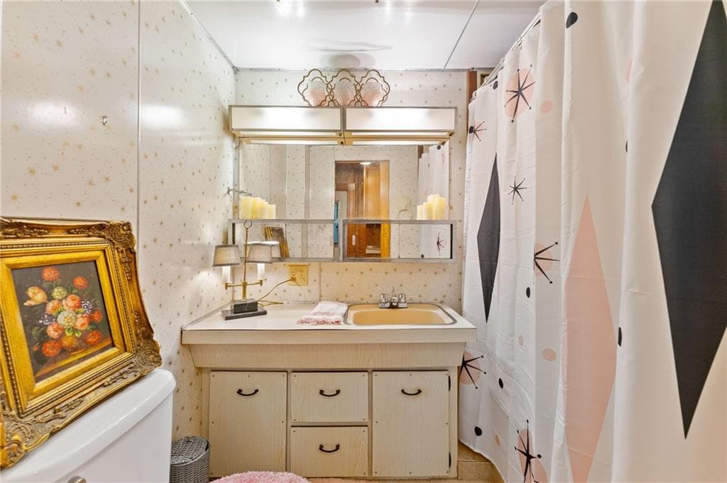 2 bedroom, 1 bathroom, 540 sq ft single family residence for sale at 1000 Delta Drive, Canton, GA 30114 — photo 8