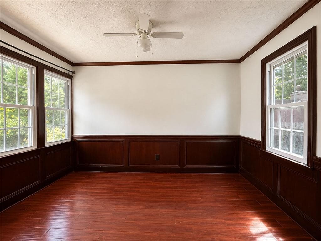 3 bedroom, 3 bathroom, 2,905 sq ft single family residence for rent at 4225 Friar Tuck Lane, Buford, GA 30519 for $2,300 a month — photo 9