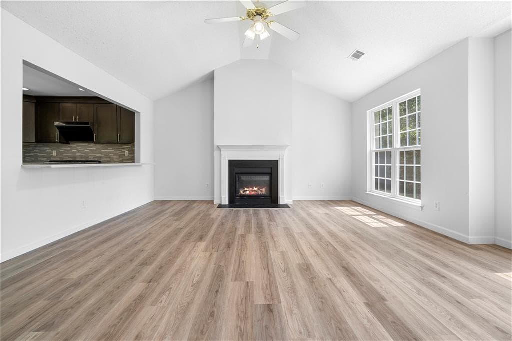 4 bedroom, 3 bathroom, 1,898 sq ft single family residence under contract at 5896 Amerson Lane, Ellenwood, GA 30294 — photo 10