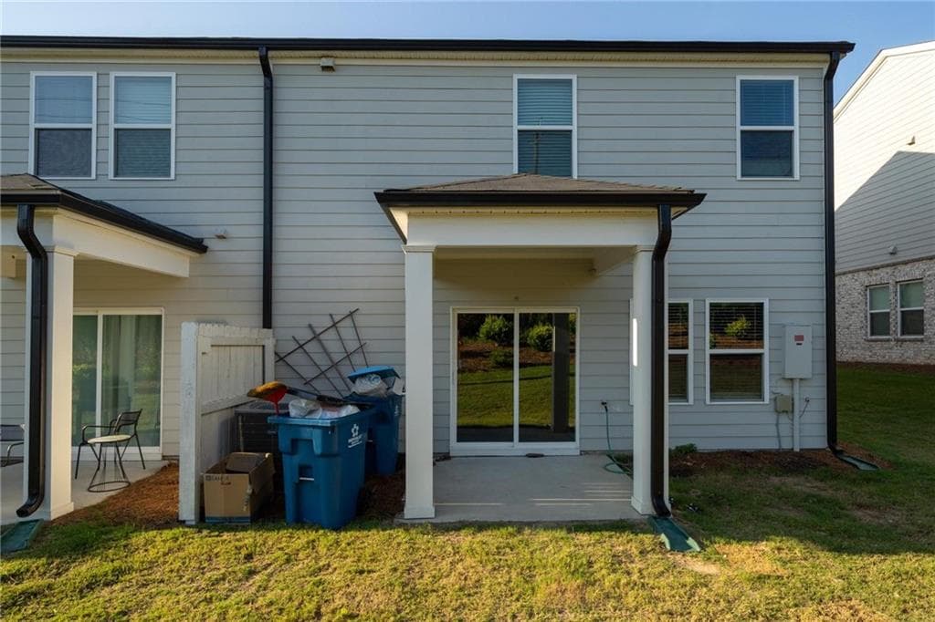 3 bedroom, 4 bathroom, 2,260 sq ft townhouse for rent at 1030 Sunny Lake Drive, Lawrenceville, GA 30043 for $2,450 a month — photo 4