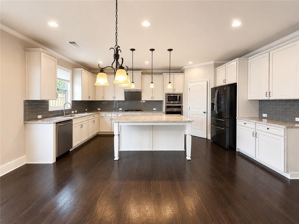 5 bedroom, 4 bathroom, 4,029 sq ft single family residence for rent at 4181 Summer Breeze Way, Buford, GA 30518 for $3,950 a month — photo 5