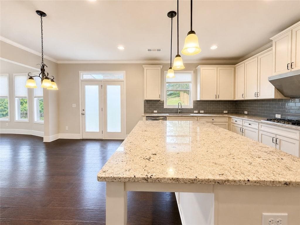 5 bedroom, 4 bathroom, 4,029 sq ft single family residence for rent at 4181 Summer Breeze Way, Buford, GA 30518 for $3,950 a month — photo 8