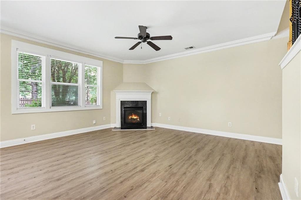 3 bedroom, 3 bathroom, 2,275 sq ft townhouse for sale at 4235 Cold Spring Court, Cumming, GA 30041 — photo 6