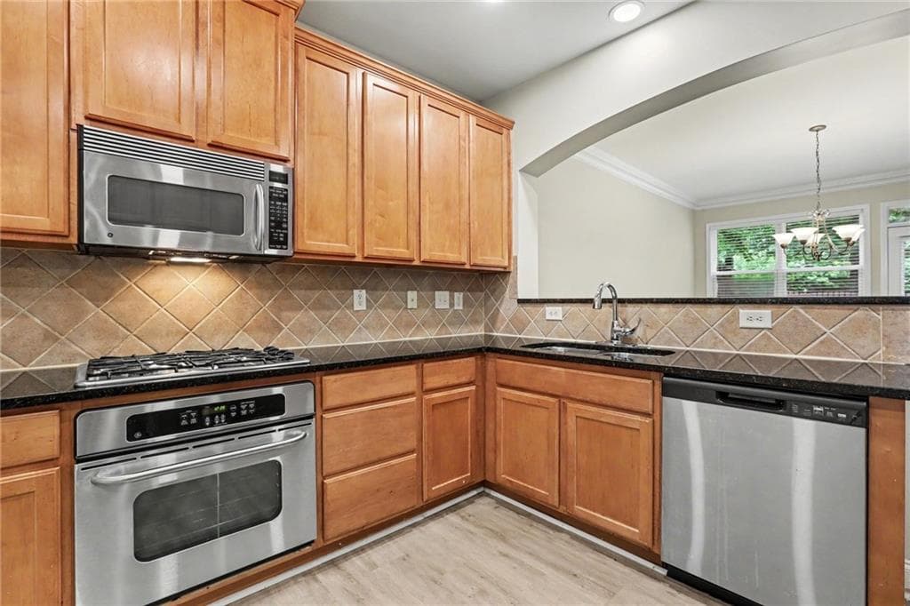 3 bedroom, 3 bathroom, 2,275 sq ft townhouse for sale at 4235 Cold Spring Court, Cumming, GA 30041 — photo 10
