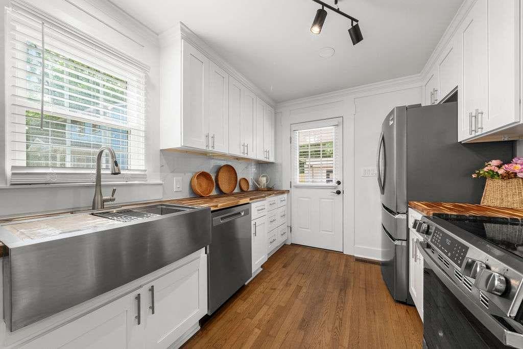 2 bedroom, 1 bathroom, 1,042 sq ft single family residence for sale at 10 Clover Street, Rome, GA 30161 — photo 10
