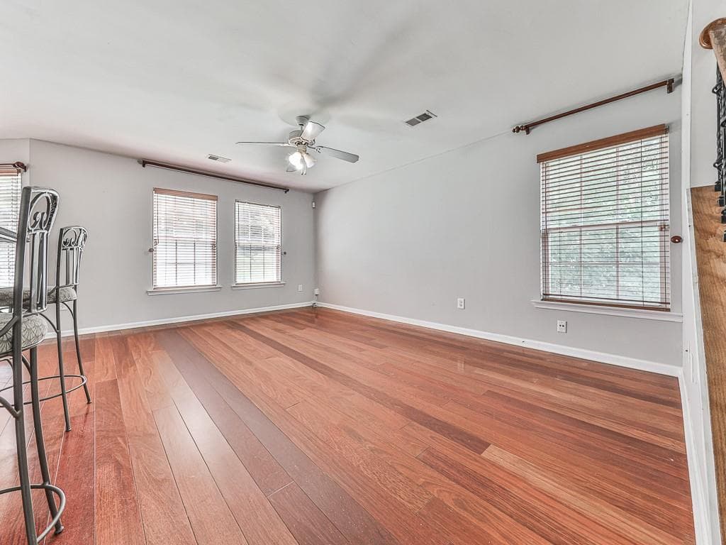 2 bedroom, 3 bathroom, 1,393 sq ft townhouse for sale at 530 Fox Creek Crossing, Woodstock, GA 30188 — photo 7