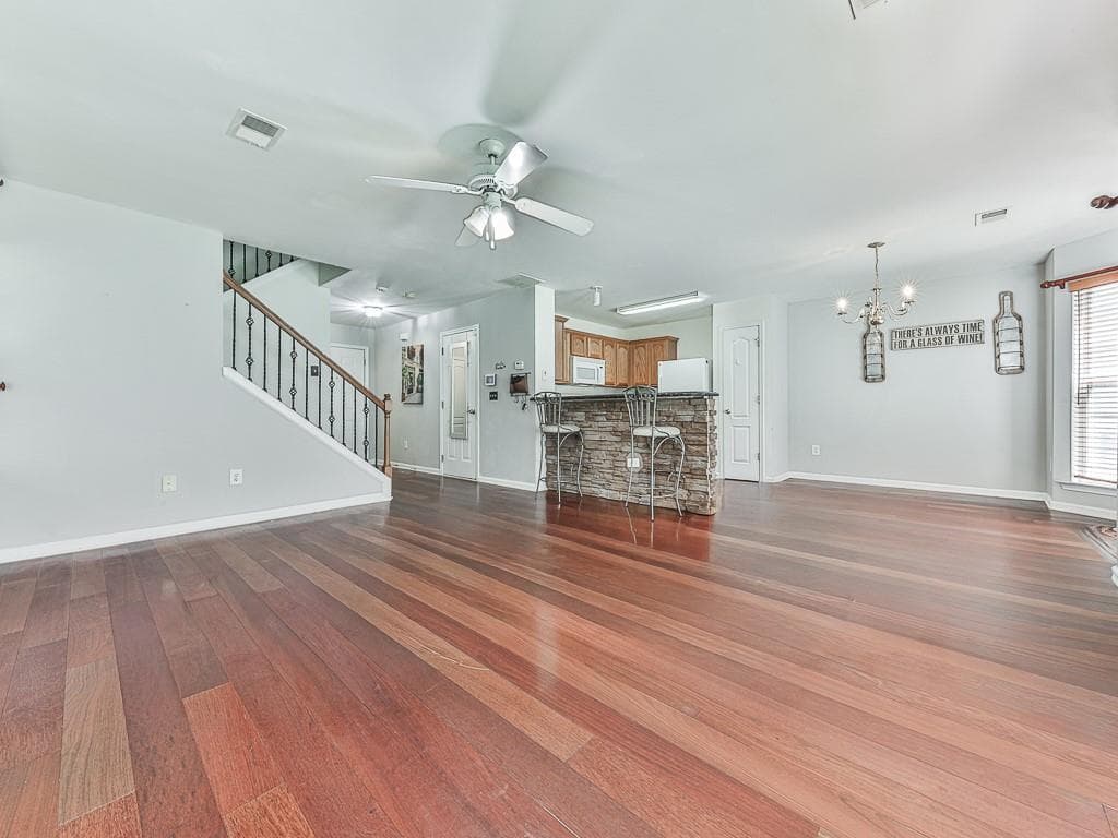 2 bedroom, 3 bathroom, 1,393 sq ft townhouse for sale at 530 Fox Creek Crossing, Woodstock, GA 30188 — photo 9