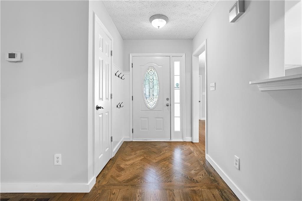 3 bedroom, 2 bathroom single family residence for rent at 141 Poplar Way, Winder, GA 30680 for $2,200 a month — photo 7