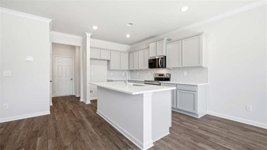 3 bedroom, 3 bathroom, 1,830 sq ft townhouse for sale at 224 Sound Circle, Stockbridge, GA 30281 — photo 7