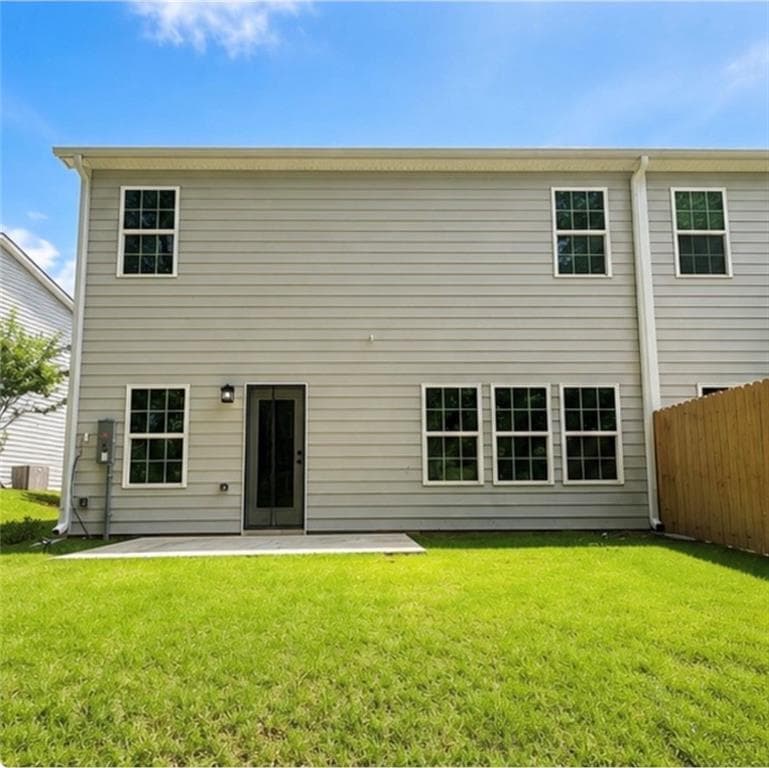 3 bedroom, 3 bathroom, 1,876 sq ft townhouse for sale at 79 Portico Place, Newnan, GA 30265 — photo 3