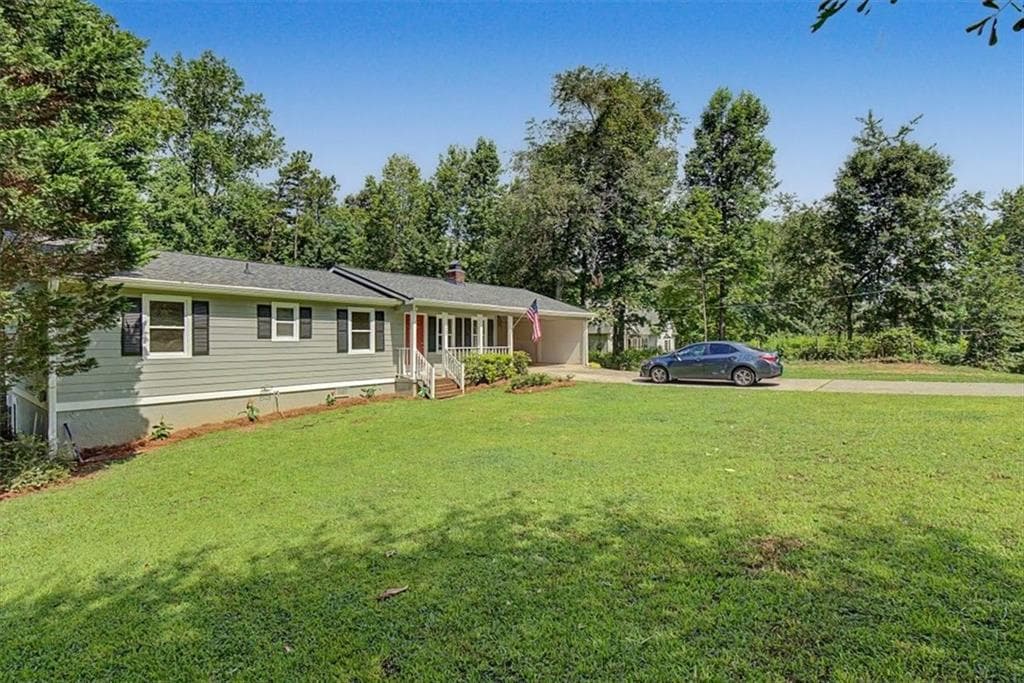4 bedroom, 3 bathroom, 2,238 sq ft single family residence for sale at 242 Allison Drive, Dallas, GA 30157 — photo 2