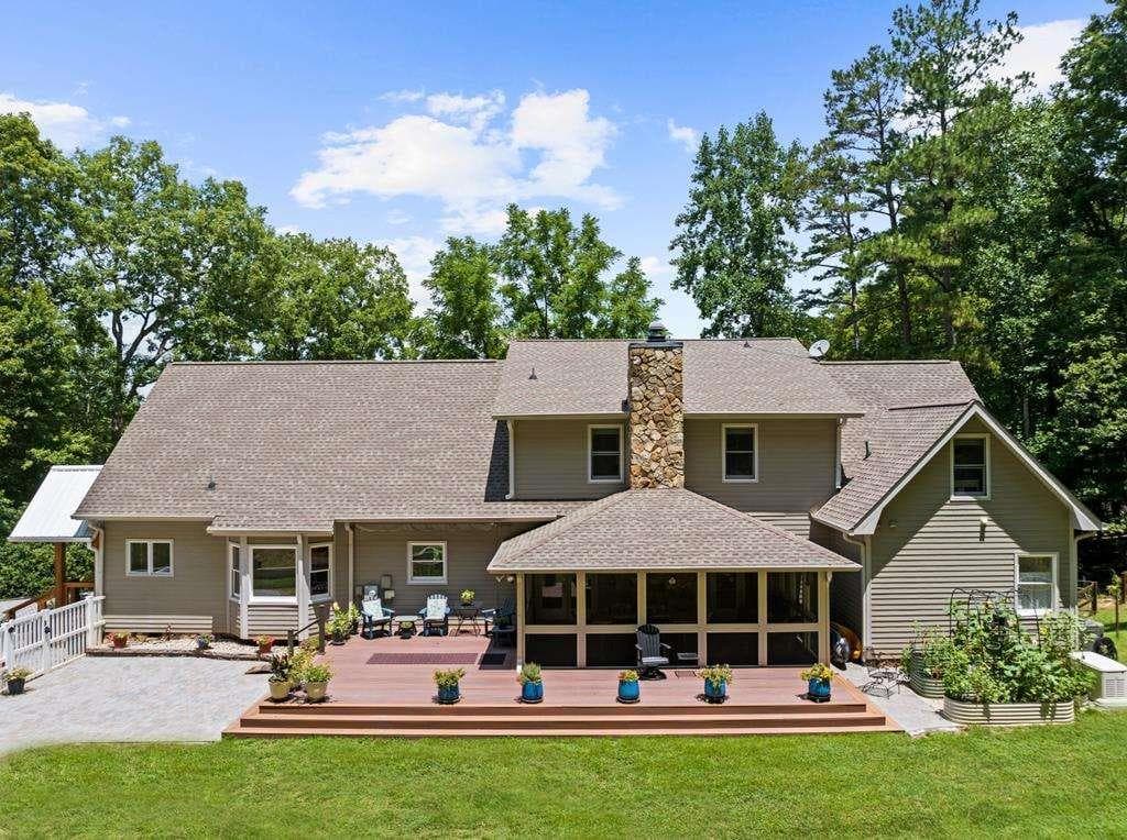 4 bedroom, 5 bathroom, 3,733 sq ft single family residence for sale at 11690 Old Hwy 76, Morganton, GA 30560 — photo 2