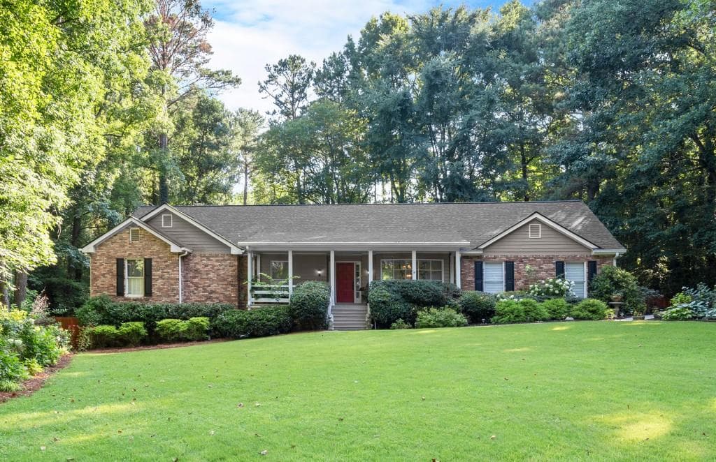 4 bedroom, 4 bathroom, 5,152 sq ft single family residence sold at 5935 Hammersmith Road, Stone Mountain, GA 30087