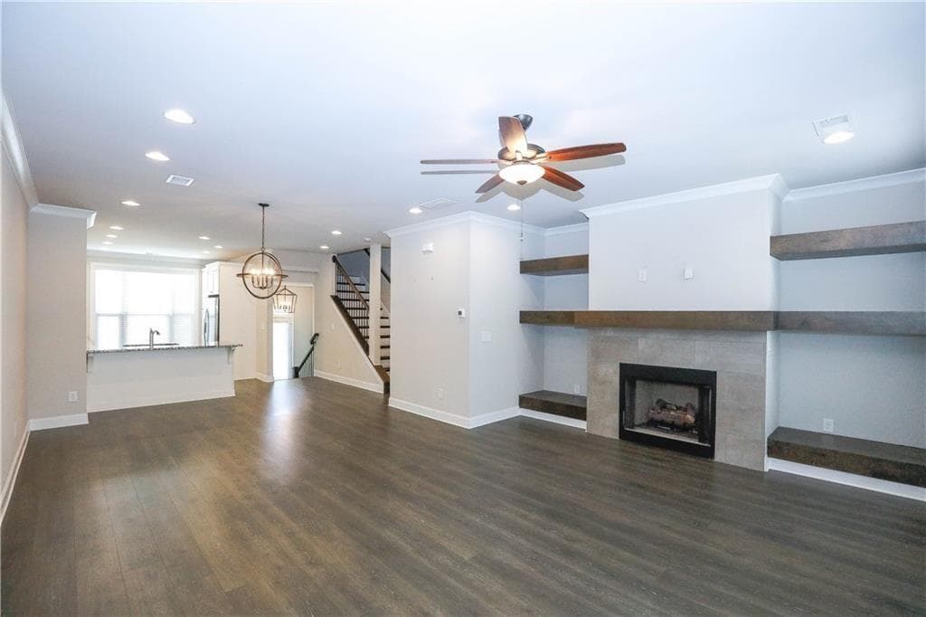 3 bedroom, 4 bathroom, 2,150 sq ft townhouse for sale at 2117 Parkside Glen View, Duluth, GA 30097 — photo 5