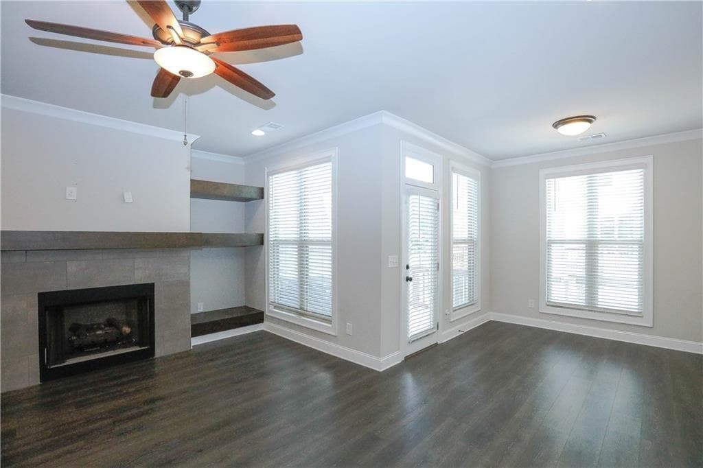 3 bedroom, 4 bathroom, 2,150 sq ft townhouse for sale at 2117 Parkside Glen View, Duluth, GA 30097 — photo 6