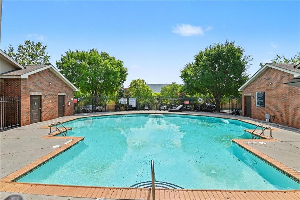 1 bedroom, 1 bathroom, 696 sq ft condominium for sale at 898 Oak Street 1220, Atlanta, GA 30310 — photo 4