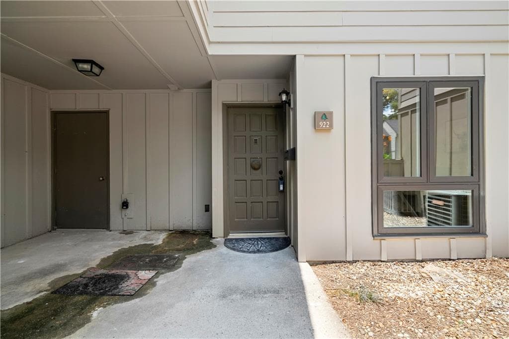 3 bedroom, 3 bathroom, 1,516 sq ft condominium for sale at 922 Cedar Creek, Marietta, GA 30067 — photo 5