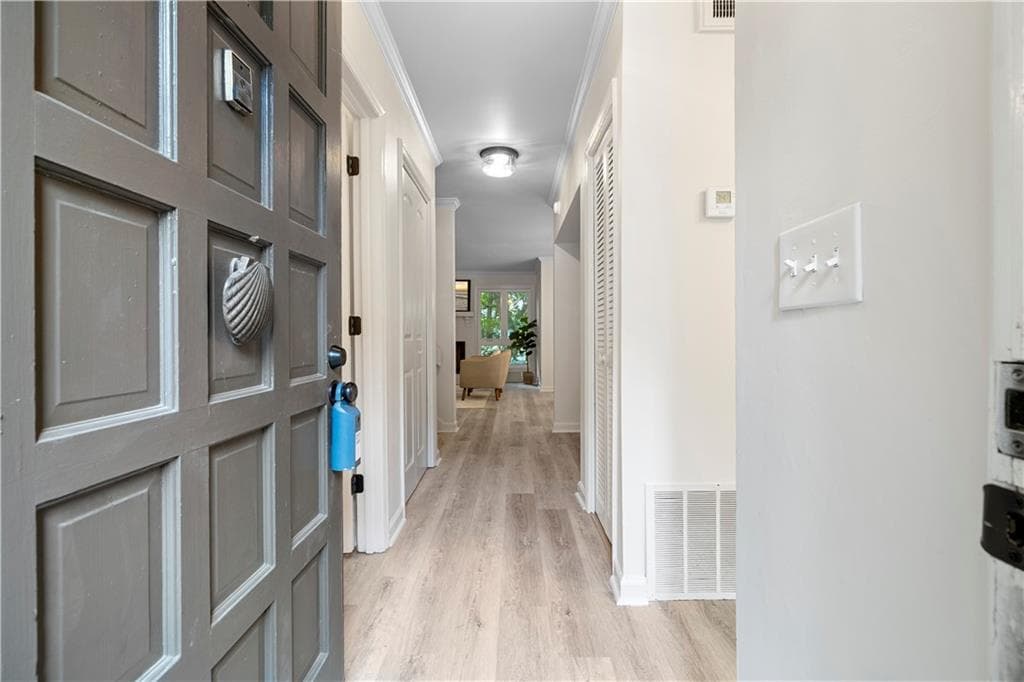 3 bedroom, 3 bathroom, 1,516 sq ft condominium for sale at 922 Cedar Creek, Marietta, GA 30067 — photo 6