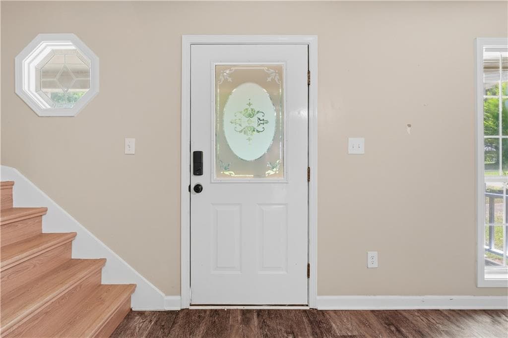 4 bedroom, 3 bathroom, 1,741 sq ft single family residence under contract at 135 Dunwick Lane, Mcdonough, GA 30253 — photo 3