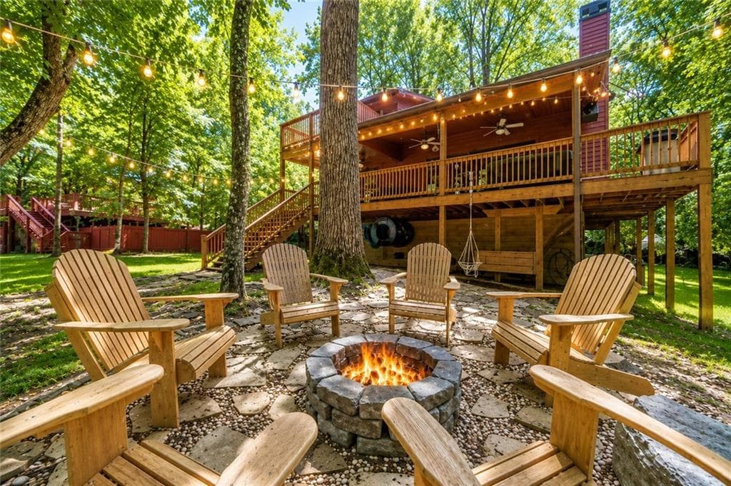 2 bedroom, 2 bathroom, 1,516 sq ft single family residence for sale at 46 Floral Court, Ellijay, GA 30540 — photo 3