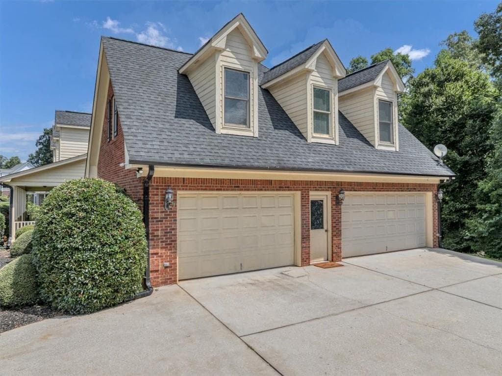 5 bedroom, 6 bathroom, 4,463 sq ft single family residence for sale at 149 Robson Trail, Mcdonough, GA 30252 — photo 3