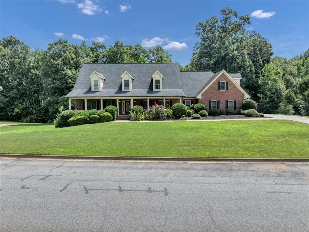 5 bedroom, 6 bathroom, 4,463 sq ft single family residence for sale at 149 Robson Trail, Mcdonough, GA 30252 — photo 5
