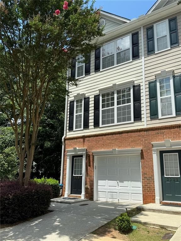 2 bedroom, 3 bathroom, 1,582 sq ft home for sale at 2101 Dillard Crossing, Tucker, GA