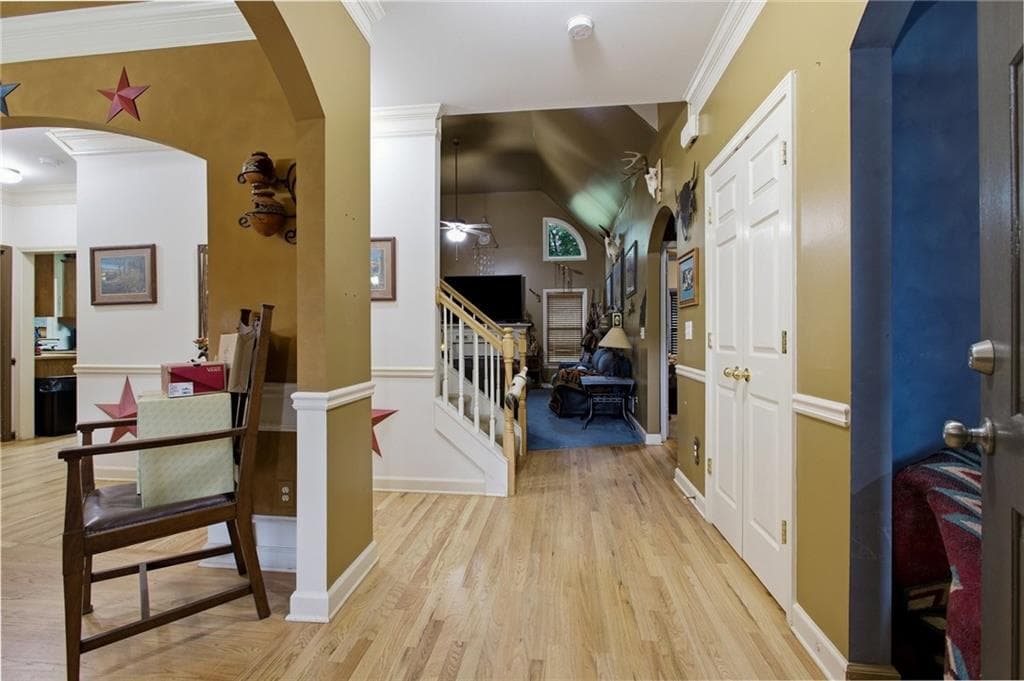 5 bedroom, 4 bathroom, 4,100 sq ft single family residence for sale at 123 Breckenridge Drive, Canton, GA 30115 — photo 9