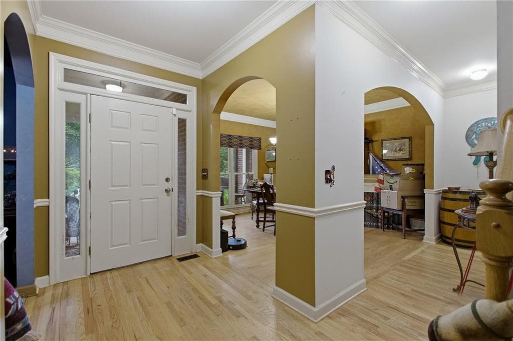 5 bedroom, 4 bathroom, 4,100 sq ft single family residence for sale at 123 Breckenridge Drive, Canton, GA 30115 — photo 10
