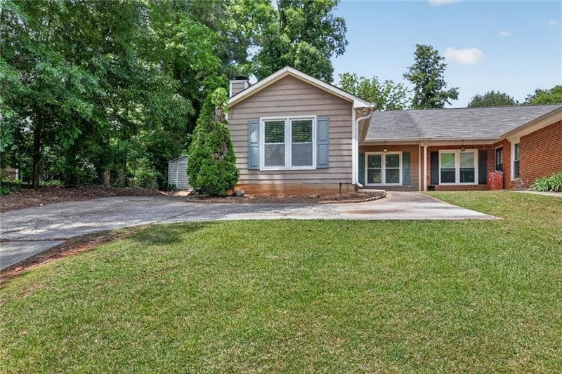 2 bedroom, 2 bathroom, 1,282 sq ft duplex for rent at 1929 Cooper Landing Drive, Smyrna, GA 30080 for $2,250 a month — photo 1 of 27