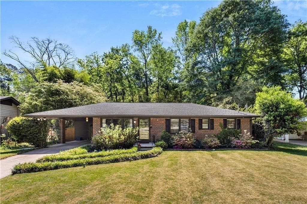 3 bedroom, 1 bathroom, 1,272 sq ft single family residence for rent at 2859 Concord Drive, Decatur, GA 30033 for $2,395 a month — photo 1 of 30