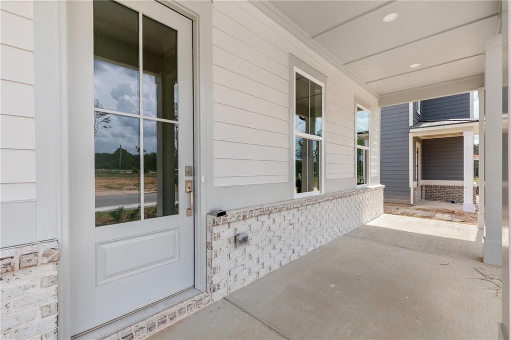 4 bedroom, 4 bathroom, 2,549 sq ft single family residence for sale at 376 Summerville Lane, Athens, GA 30606 — photo 4